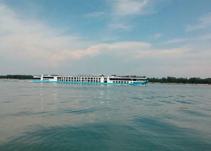 アパート Kizde ネゴティン